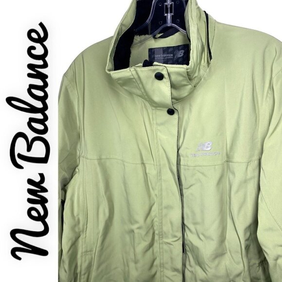 NEW BALANCE Performance Outerwear Rain Jacket in Yellow Green, Size XL - Picture 2 of 12